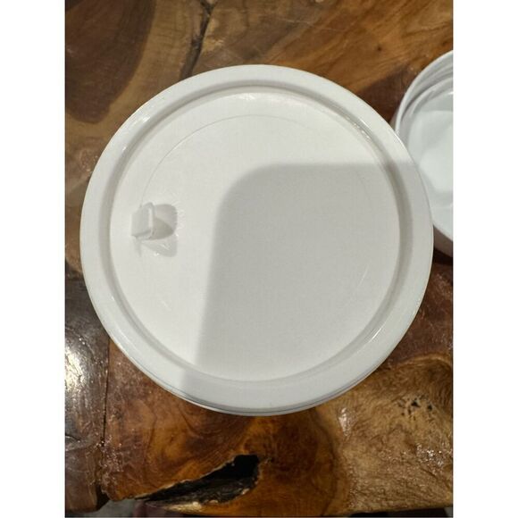 Chantecaille Jasmine and lily healing mask large size new without box 8.5 oz - Picture 3 of 3